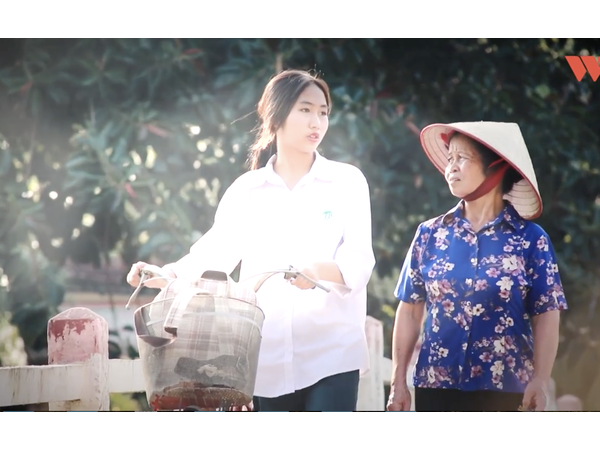 Đặng Thị Bình - người phụ nữ 14 năm nuôi dạy một đứa trẻ thay mẹ ruột