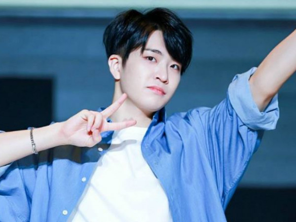 Lại một idol suýt bị thương, bao giờ fan mới bỏ thói ném đồ sắc nhọn lên sân khấu?