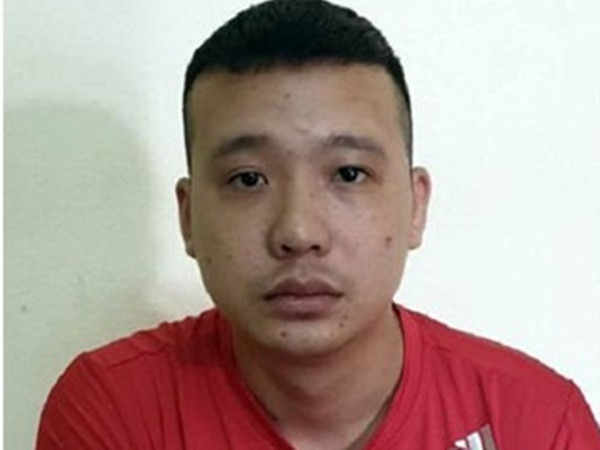 Khởi tố đối tượng tát 3 nữ giáo viên và bắt quỳ gối trước lớp học