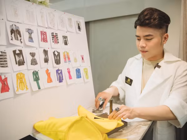Hé lộ 3 bộ sưu tập thiết kế riêng cho top 60 "Hoa hậu Hoàn Việt Nam 2019"