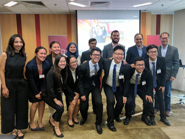 Hành trình vượt qua gần 150 đội để đoạt chức vô địch “PwC Trust Builders” của sinh viên Việt Nam