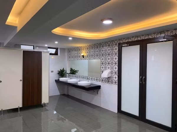 Nhà vệ sinh "trường người ta" xịn xò, đẹp mắt như khách sạn hạng sang khiến teen mê mẩn
