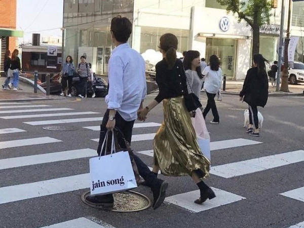 Không nghi ngờ gì nữa, Sooyoung - Jung Kyung Ho mới là cặp đôi mật ngọt nhất K-Pop