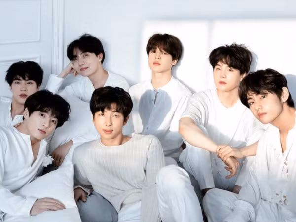 ARMY ơi, BTS vừa "đăng ký hộ khẩu" trên TikTok rồi này! 