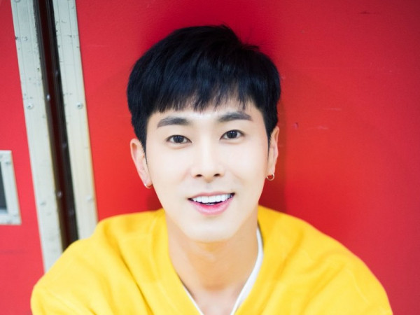 Có ai như Yunho (TVXQ), nói lời từ chối mà vẫn khiến fan hạnh phúc muốn xỉu