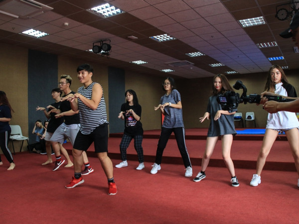 Có skybar, food-court, phòng gym, ĐH Quốc tế Hồng Bàng chính là trường “nhà người ta” trong truyền thuyết