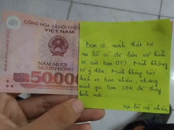 Hành động đẹp của chàng sinh viên khi lỡ làm hỏng kính xe khiến dân mạng ngưỡng mộ