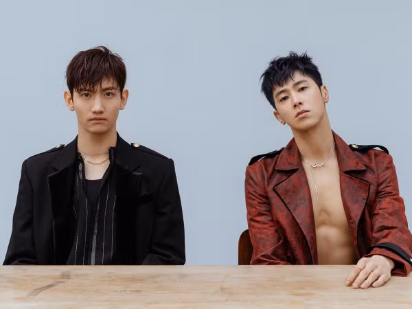 SM bị "ném đá" vì để Tae Yong (NCT) góp giọng trong album kỉ niệm 15 năm của DBSK