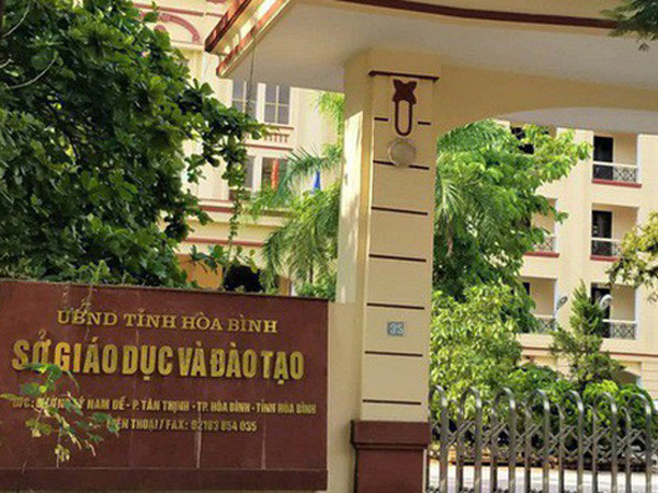 Bộ Công an trả 28 sinh viên gian lận thi cử về Hòa Bình