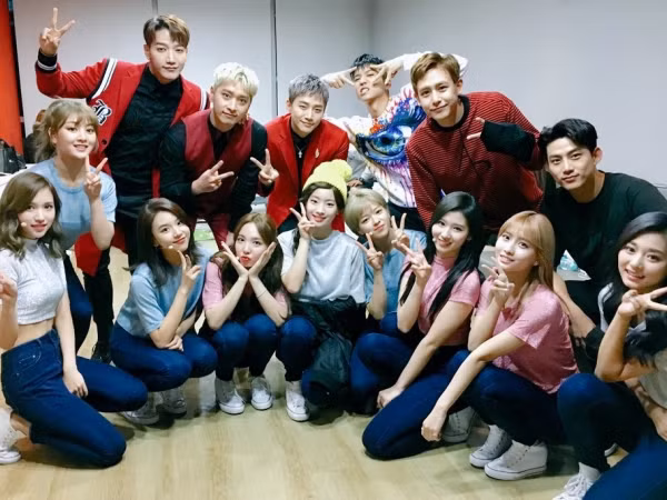 Ở JYP Ent, mỗi ngày làm thực tập sinh là một ngày vui như trẩy hội