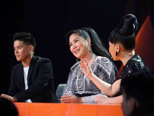 Hồng Vân - Việt Hương - John Huy chính thức làm giám khảo "Bước nhảy ngàn cân" mùa 3