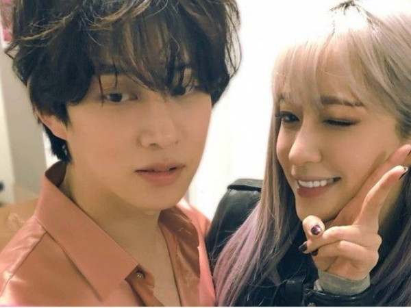 Đây là lý do Hani lưu tên Heechul là... "ông bố chân dài" trong điện thoại