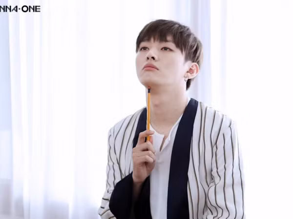 Vì một bông hoa, mà fan Yoon Ji Sung gặp rắc rối lớn với fan LOONA 