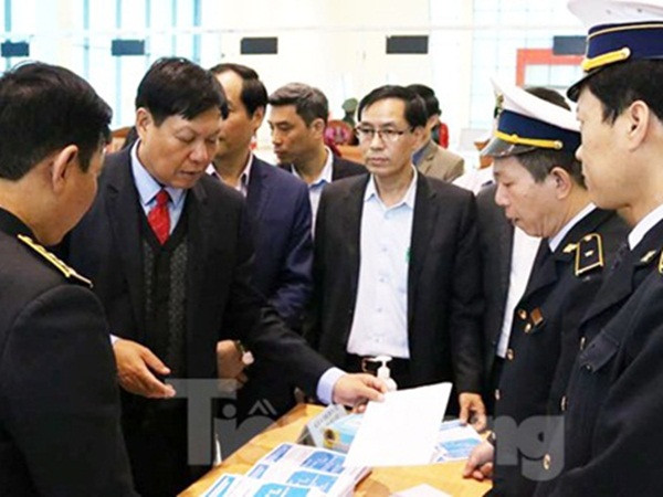 Thực hư thông tin cửa khẩu Hữu Nghị "đóng cửa" vì bệnh viêm phổi corona