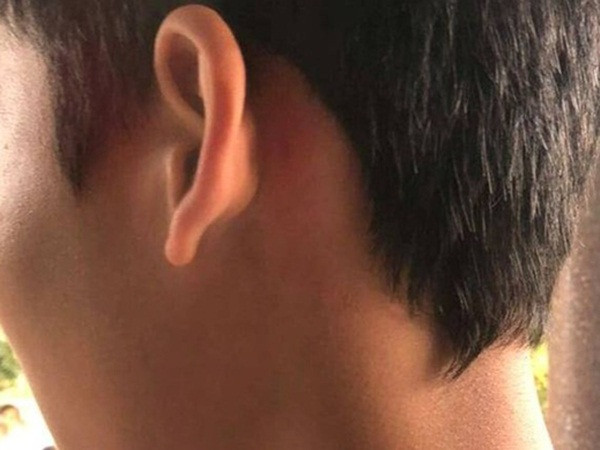 Thanh Hóa: 5 người lớn vào trường đánh nam sinh lớp 8