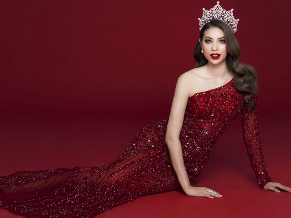 Phạm Hương xinh đẹp lộng lẫy trong bộ ảnh cuối cùng với vai trò đương kim HHHV Việt Nam