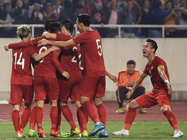 Báo Thái Lan: "Đội tuyển Việt Nam được bơm doping tiền thưởng"
