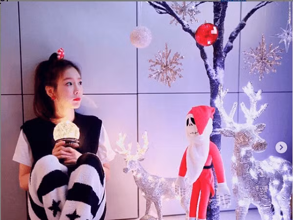 Không chỉ hát hay, Taeyeon (SNSD) còn khiến fan ngẩn ngơ vì siêu khéo tay