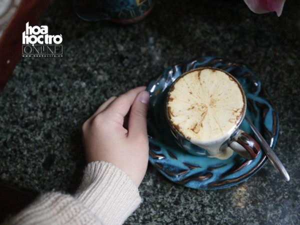 Bạn đã thử café trứng quế - thức uống "ruột" của giới trẻ Hà thành?