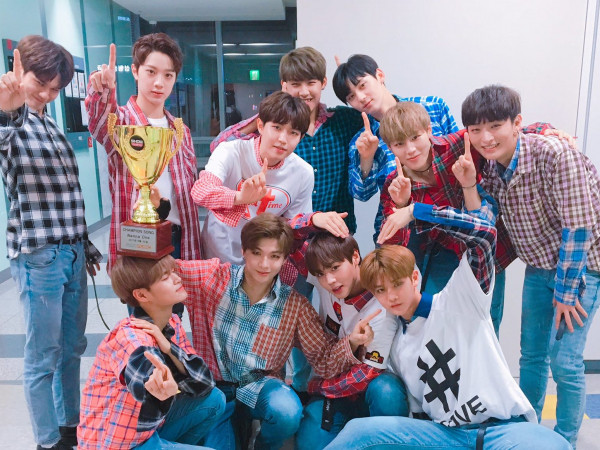 Chỉ sau 101 ngày ra mắt, Wanna One đã bán được hơn 1 triệu bản album