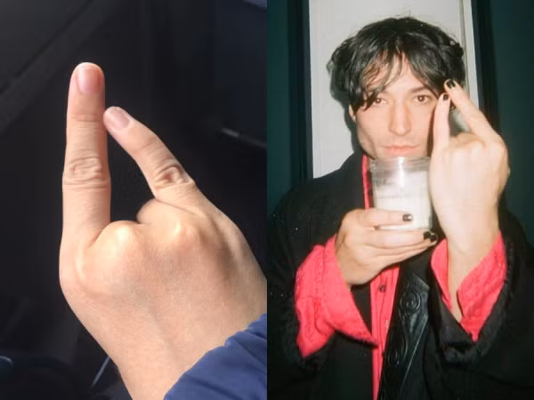 Dân mạng "xoắn não" với trào lưu mới "The Flash" - ngón út chạm ngón trỏ