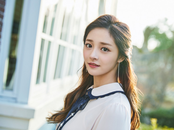 Kyulkyung (PRISTIN) chỉ mới debut 6 tháng, nhưng đã trở thành cố vấn khó tính của “Idol Produce”