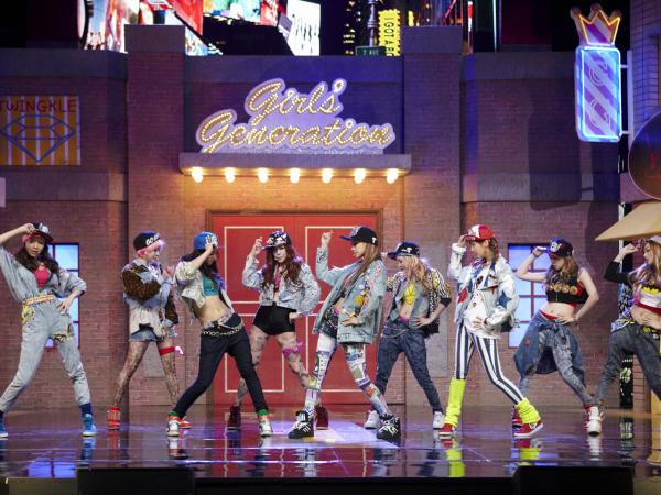 Những biên đạo thần sầu tạo nên các vũ đạo thần thánh của K-Pop