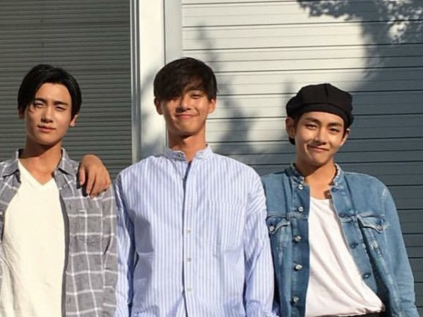 V (BTS) đúng là cậu em trai siêu ngọt siêu lầy của hai mỹ nam họ Park