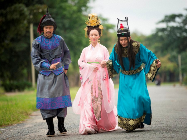 "Bổn cung giá lâm" của Thu Trang tiếp tục tạo nên "cơn sốt" sau "Thập Tam Muội"