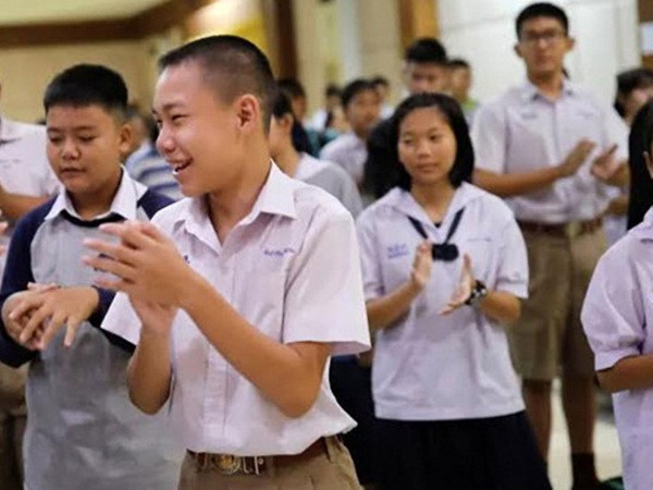 Thái Lan: Bộ Giáo dục cấm đuổi học nữ sinh mang thai