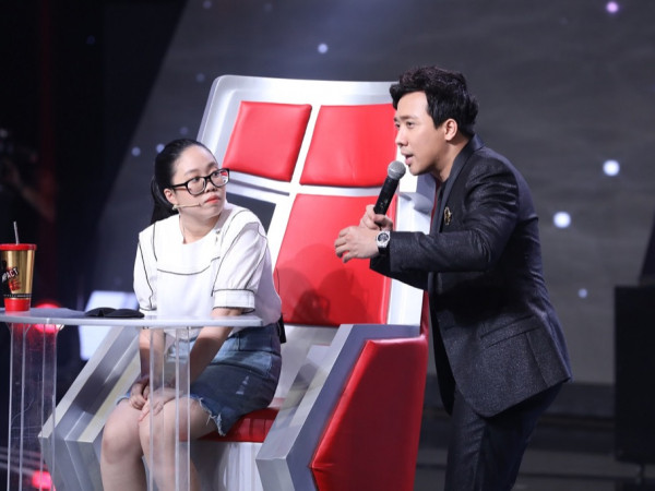 Trấn Thành nhiều lần bật khóc vì tự hào trước tài năng của những bộ não thiên tài