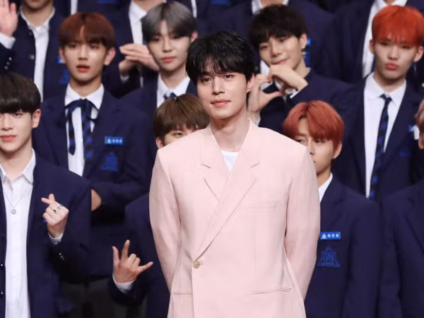 Vì đâu “thần chết” Lee Dong Wook mạo hiểm dấn thân vào đấu trường “Produce X 101”?