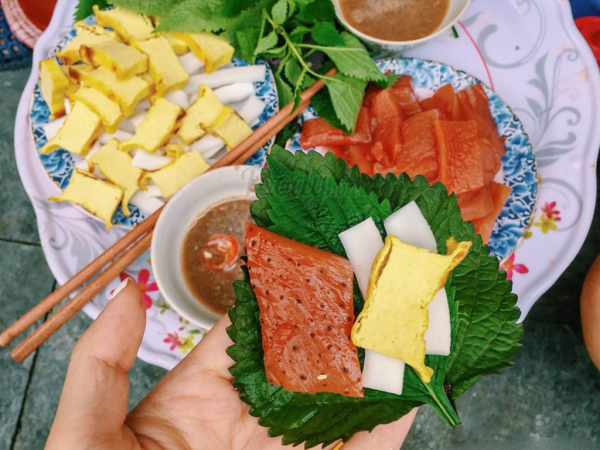 Ngày giao mùa tranh thủ thưởng thức sứa đỏ mềm mịn và trong veo như thạch