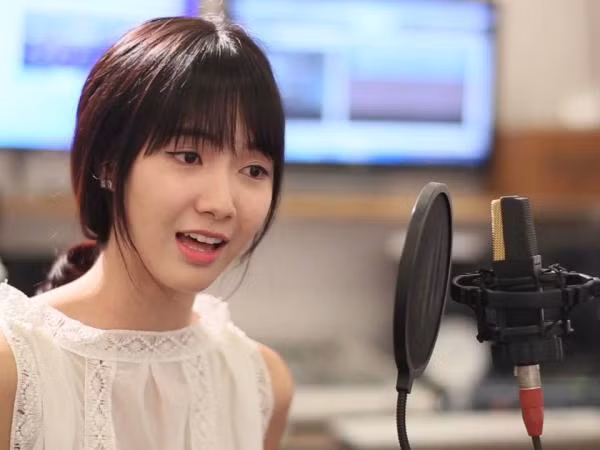 Jang Mi cảm ơn fan bằng bản cover "Mong manh tình về" vào đúng dịp sinh nhật