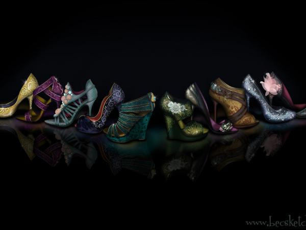 Những đôi giày được "thổi hồn" từ các nhân vật Disney 