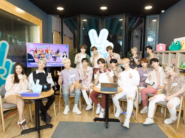 Thì ra SEVENTEEN cũng mê trà sữa y hệt chúng mình!