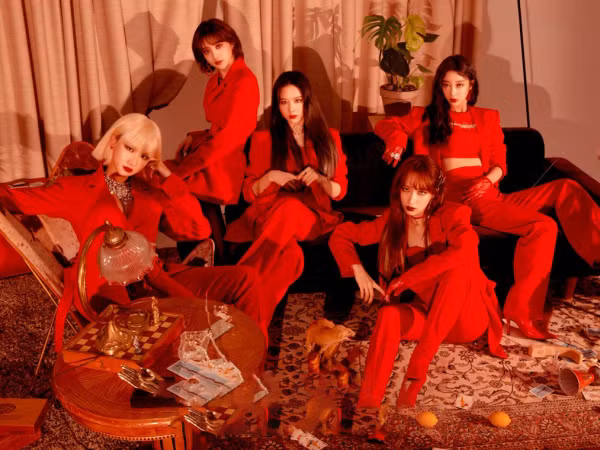 Dính thính “I Love You” chưa đủ, V-LEGGO còn được gặp EXID vào tháng 12