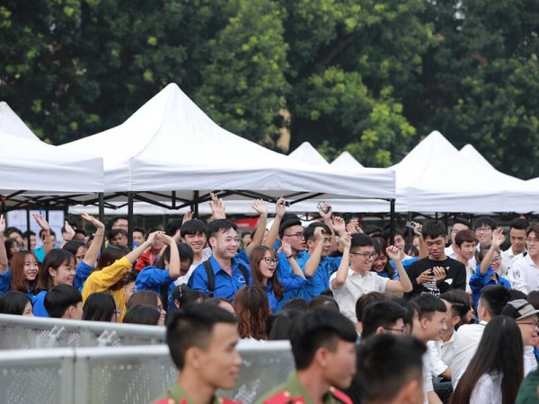 Hào hứng cùng “Ngày hội Tân sinh viên - Vững bước tương lai 2018”