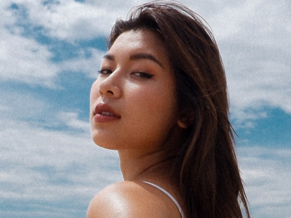 Đồng Ánh Quỳnh (The Face) khoe hình thể "chuẩn từng centimet" trong bộ ảnh mùa hè 