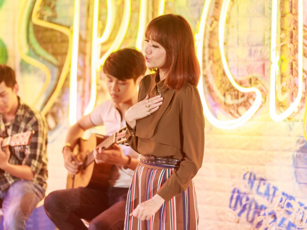 Trấn Thành xuất hiện rủ Hari Won đi ăn bún bò, nhẹ nhàng chăm sóc cô trong tập cuối "Thiên Ý"