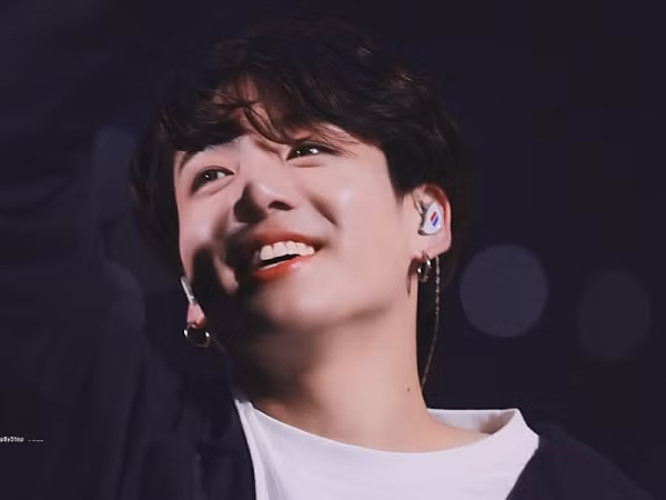 Thì ra những lần BTS live stream trên V live đều ẩn chứa một bí mật không ngờ