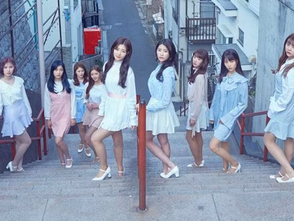Vừa thêm thành viên, nhóm nhạc "em gái T-Ara" đã dính tin đồn lục đục nội bộ?