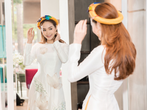 Minh Hằng sẽ cùng Kim Jae Joong, Park Eun Hye trao giải thưởng E-Daily Hàn Quốc