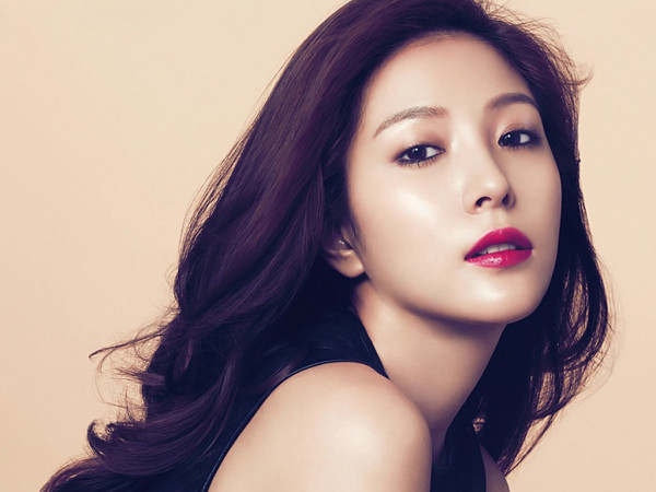 Là ngôi sao châu Á hẳn hoi, ấy thế mà bây giờ BoA vẫn mắc chứng sợ sân khấu 