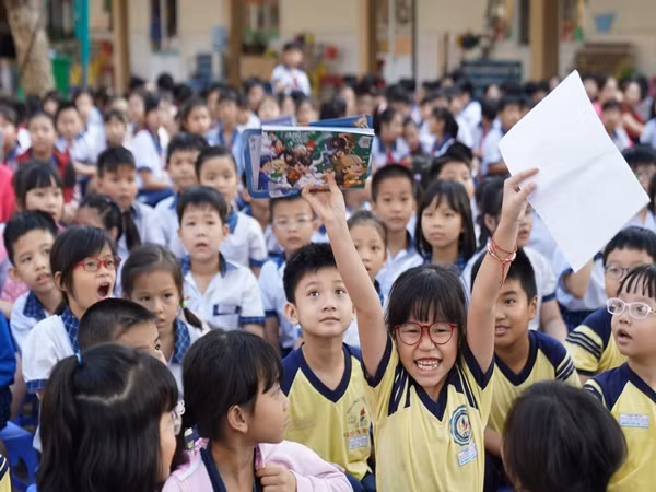 Đón Giáng sinh vui và chào năm mới cùng “Lớp Học Mật Ngữ”
