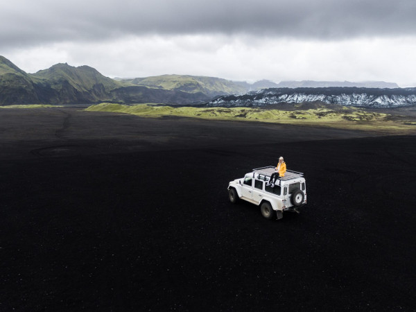 Đi du lịch khắp thế giới và nhận mức lương gần 90 triệu đồng mỗi tháng