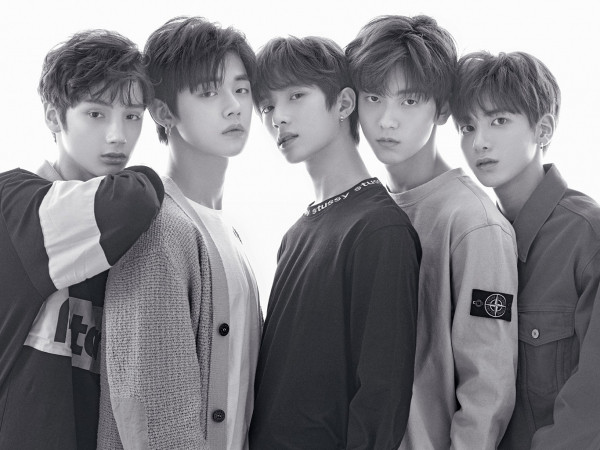 Sau nhiều lần "thả thính", cuối cùng Big Hit đã tiết lộ tên album & kế hoạch debut của TXT