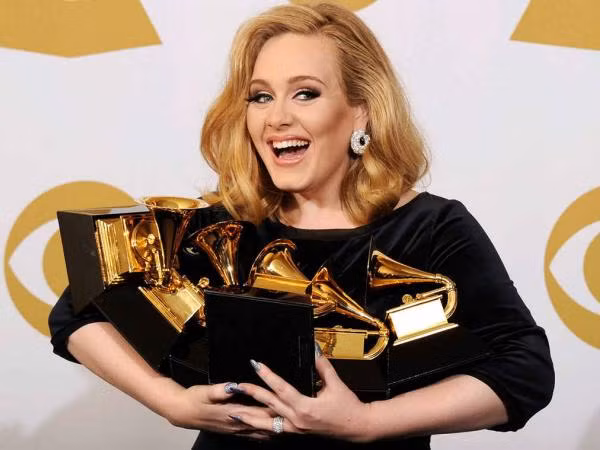 Đáng chú ý nhất Grammy 2017 - Adele "đại chiến" Beyoncé