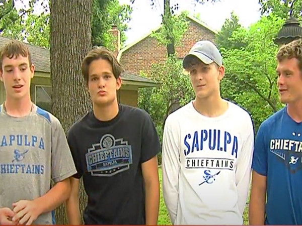 Đây mới là bốn “siêu anh hùng” tuổi teen – những người rất thông minh khi gặp nguy cấp!