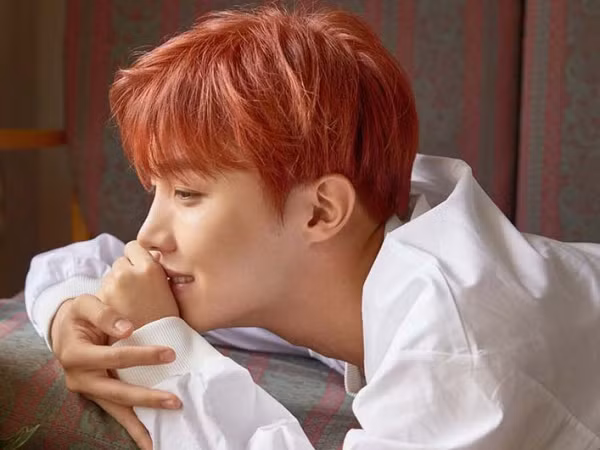 Còn ai sung sướng hơn J-Hope nữa, được thần tượng Se7en nhận là fan của BTS